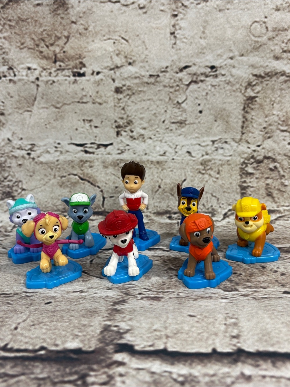 Set of 8 Paw Patrol Mini Figures Including Rider